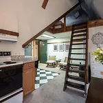 Stone Soup Inn