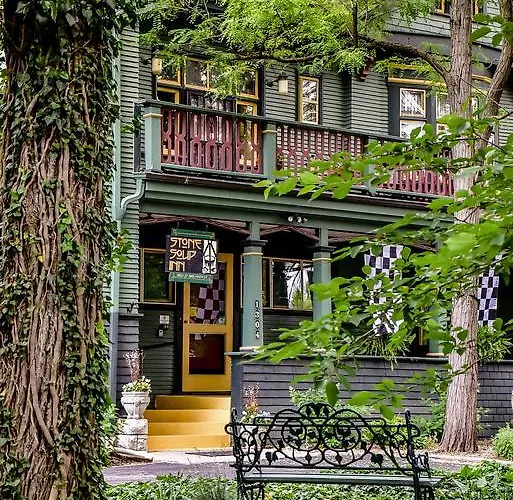 Stone Soup Inn